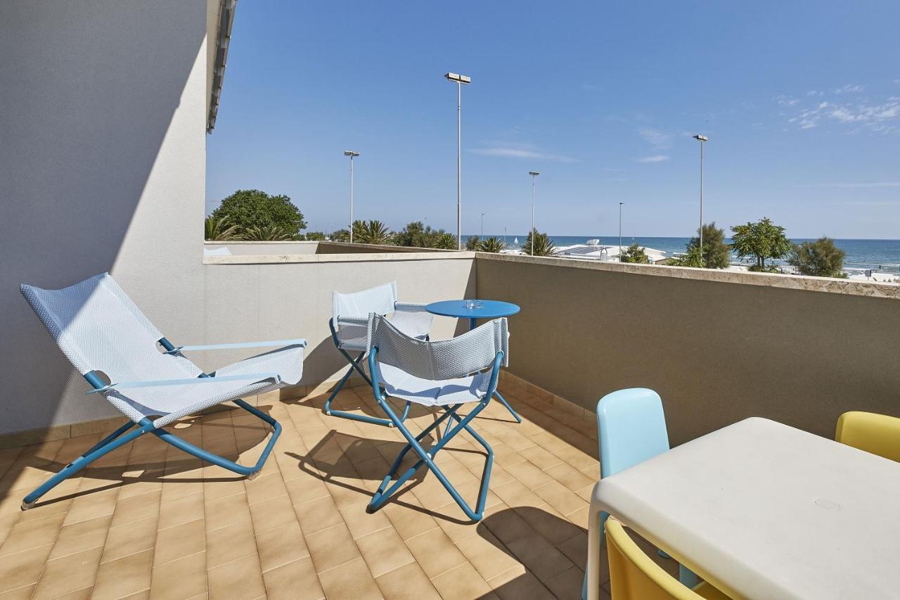 Hotel Tritone Senigallia Exterior foto