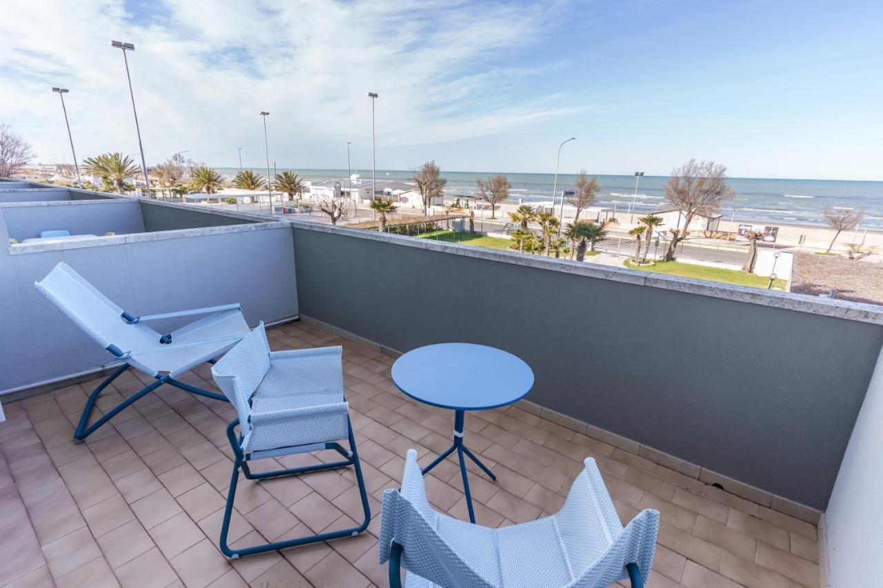 Hotel Tritone Senigallia Exterior foto