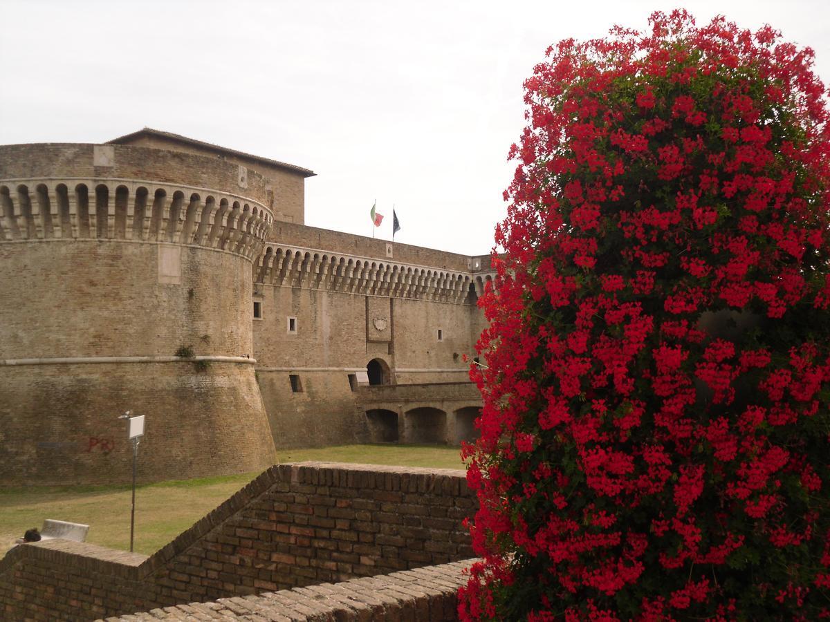 Hotel Tritone Senigallia Exterior foto