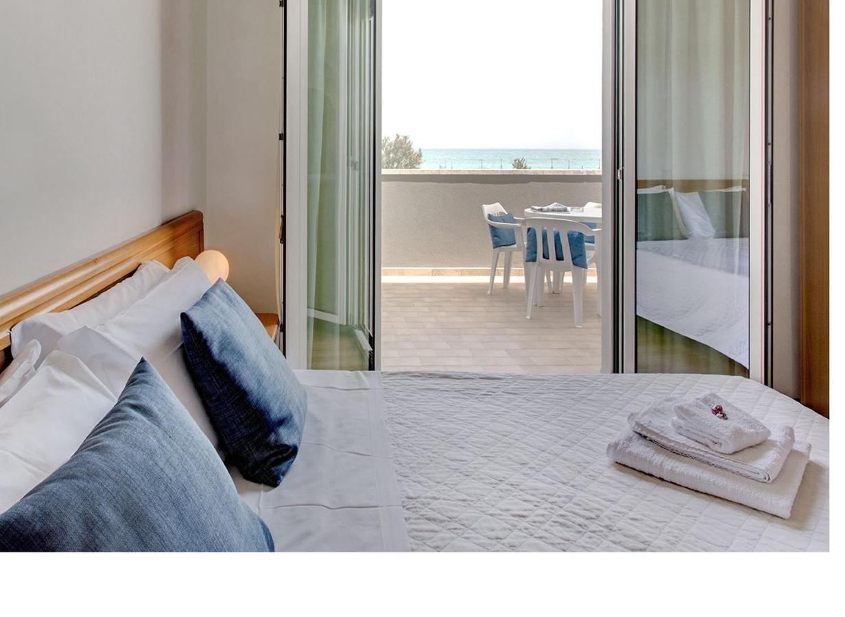 Hotel Tritone Senigallia Exterior foto